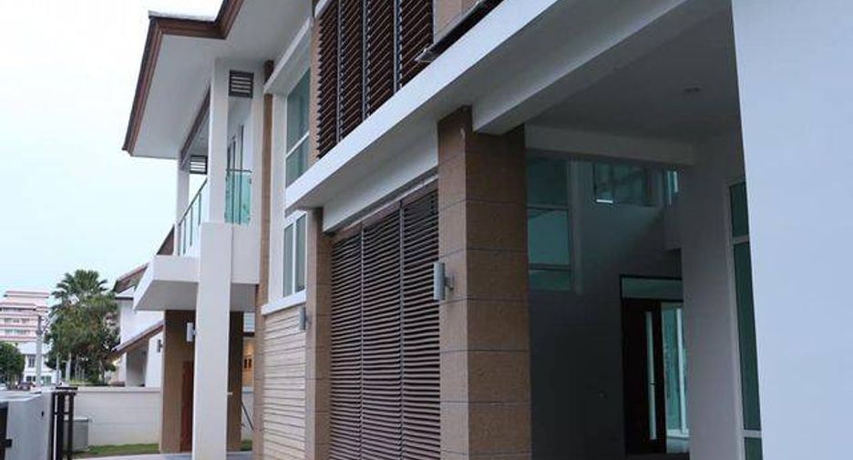 Casa en venta de 4 habitaciones en North Pattaya, Pattaya