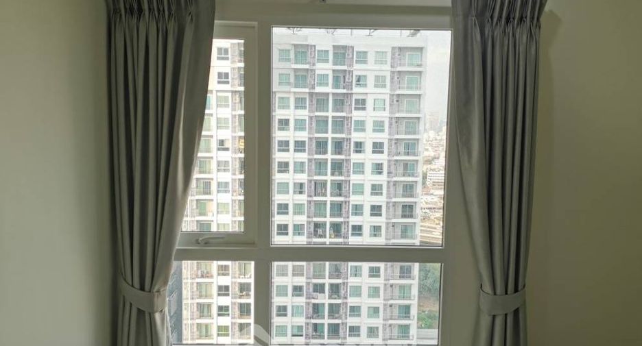 For sale 1 bed condo in Bang Kho Laem, Bangkok