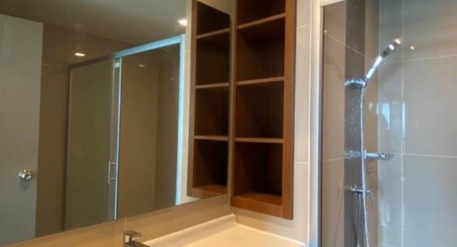 For sale 1 bed condo in Phaya Thai, Bangkok