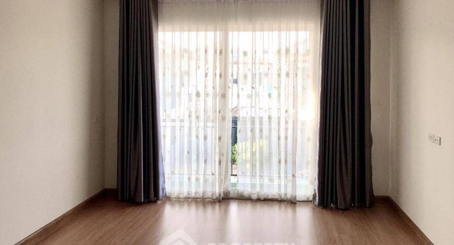 À vendre 3 chambres maison à Bang Phli, Samut Prakan