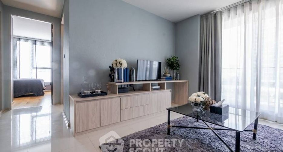 For sale 2 bedrooms condo in Phra Khanong, Bangkok