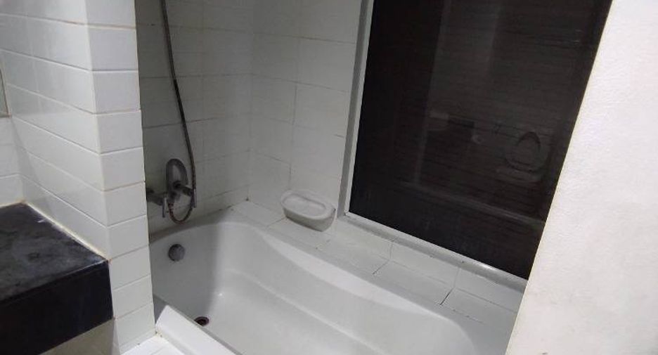 For sale 1 bed condo in Bang Na, Bangkok