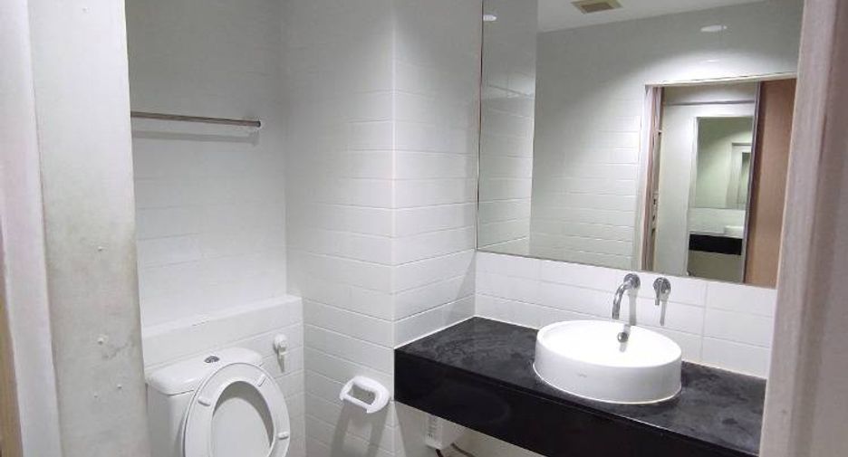 For sale 1 bed condo in Bang Na, Bangkok
