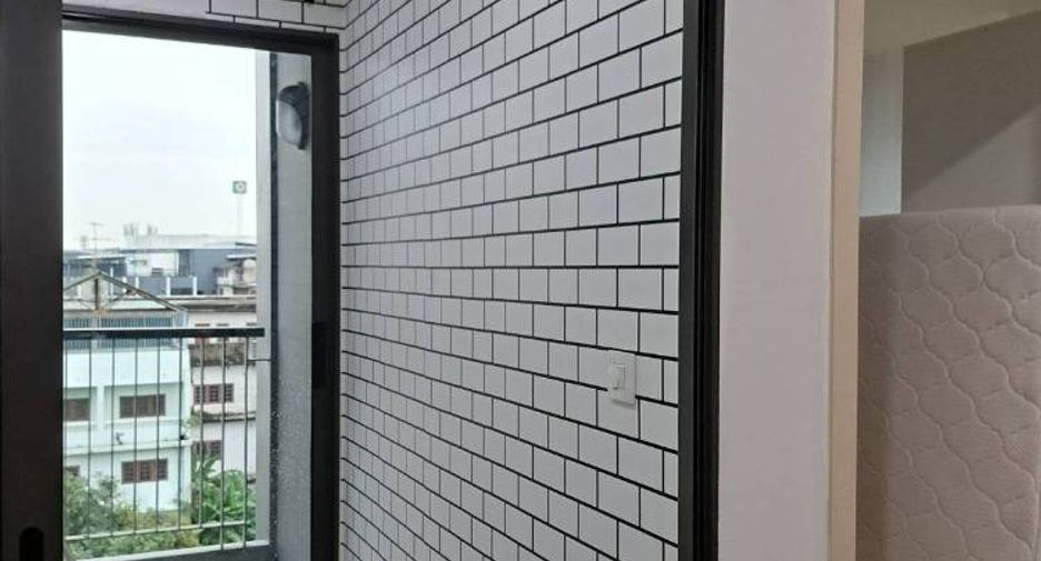 For sale 1 bed condo in Bang Phlat, Bangkok
