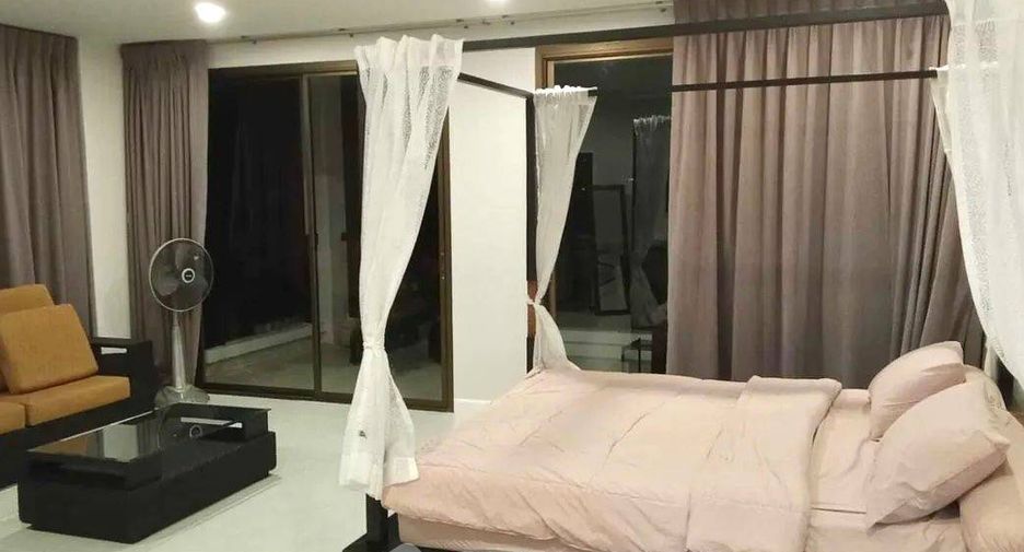 For rent 3 bedrooms condo in Sattahip, Chonburi