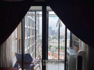 Продажа 2 спальни кондо в Чатучак, Бангкок