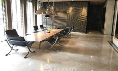 Condo en alquiler de 1 habitaciones en Khlong Toei, Bangkok