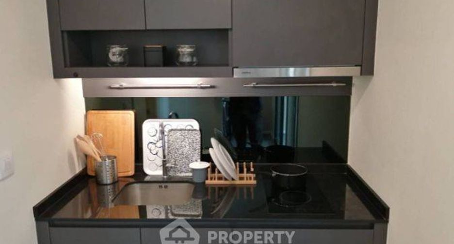 For sale 1 bed condo in Phaya Thai, Bangkok