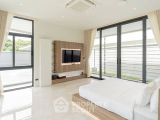 Villa en alquiler de 6 habitaciones en Bang Lamung, Chonburi