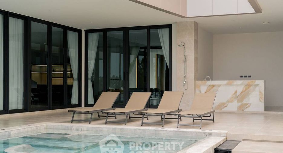 For rent 6 bedrooms villa in East Pattaya, Pattaya