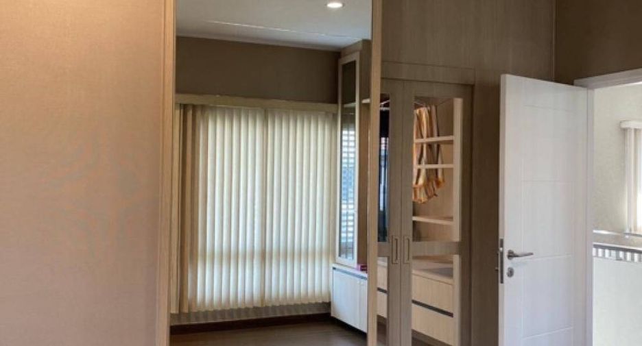For sale 3 bedrooms house in Sai Mai, Bangkok