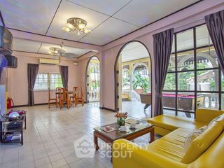 Haus zur Miete mit 3 Zimmer in Bang Lamung, Chonburi