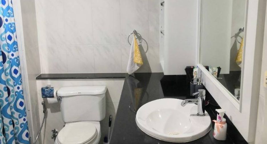 For sale 2 bedrooms condo in Watthana, Bangkok