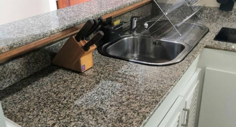 For sale 2 bedrooms condo in Watthana, Bangkok