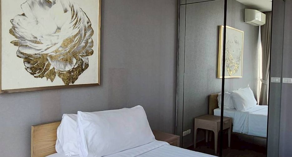 For rent 2 bedrooms condo in Khlong Toei, Bangkok