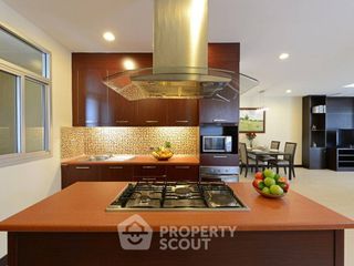 À louer 2 chambres appartement à Watthana, Bangkok