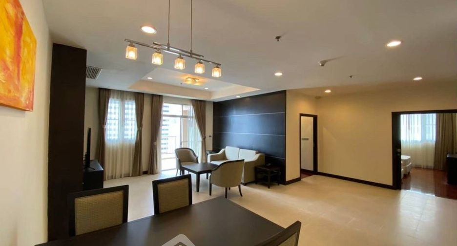 For rent 2 bedrooms apartment in Watthana, Bangkok