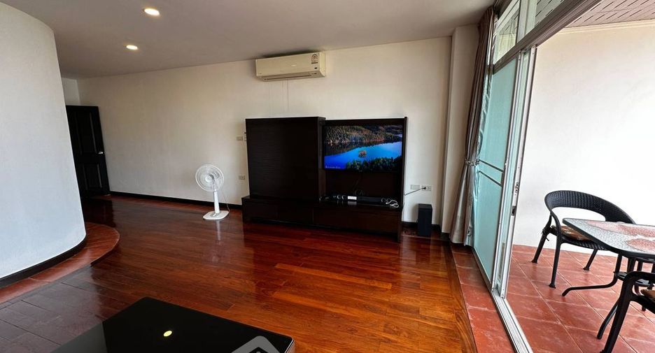 For rent 1 bed condo in Pratumnak, Pattaya