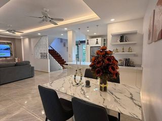 Haus zur Miete mit 3 Zimmer in Bang Lamung, Chonburi