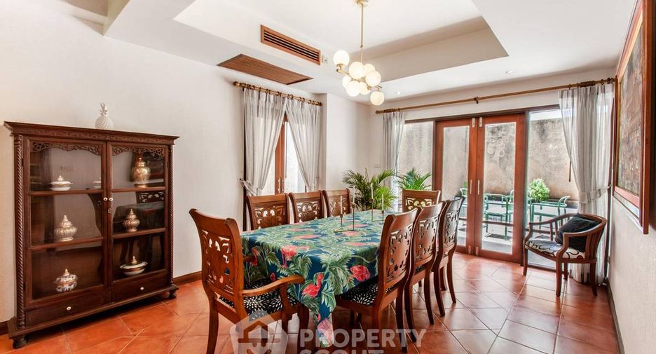 For sale 4 ベッドルーム villa in Jomtien, Pattaya