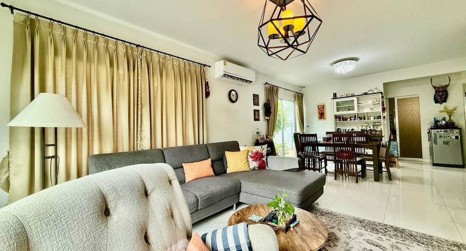 For sale 3 bedrooms house in Saphan Sung, Bangkok