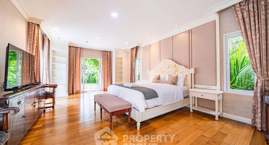 For sale 4 bedrooms villa in Bang Lamung, Chonburi