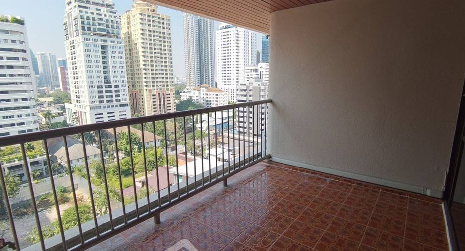 Apartment zur Miete mit 3 Zimmer in Watthana, Bangkok