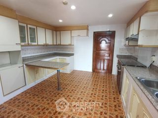 Аренда 3 спальни апартаменты в Щаттхана, Бангкок