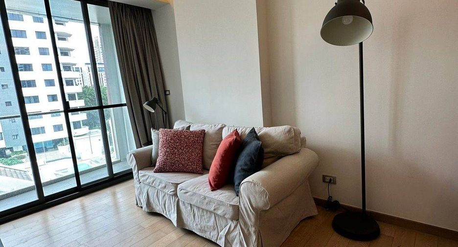 For rent 1 bed condo in Watthana, Bangkok
