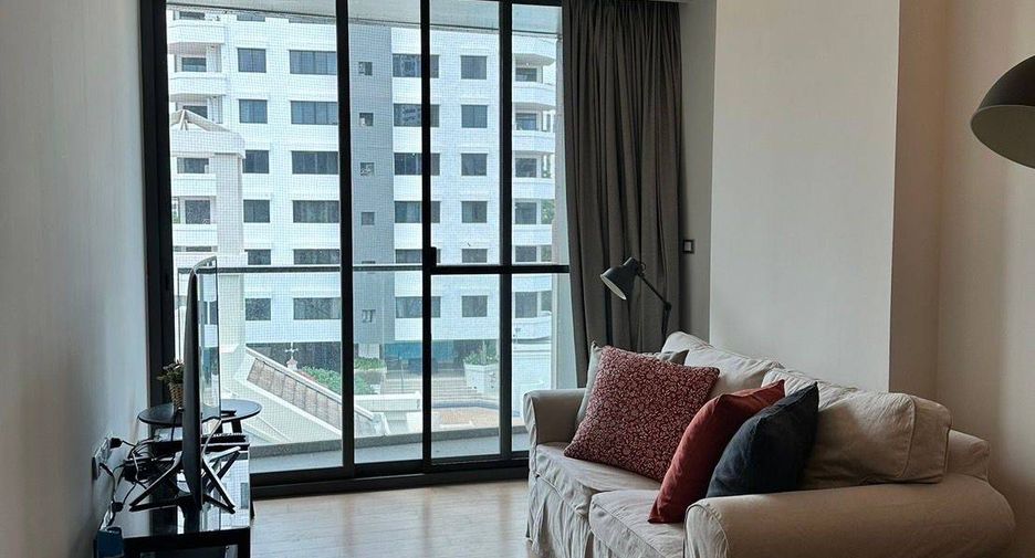 For rent 1 bed condo in Watthana, Bangkok
