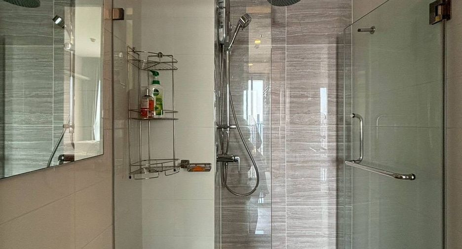 For sale 1 bed condo in Watthana, Bangkok