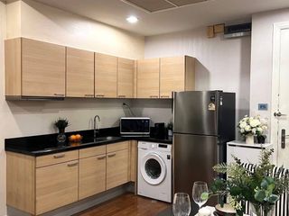 For sale 1 bed condo in Pathum Wan, Bangkok