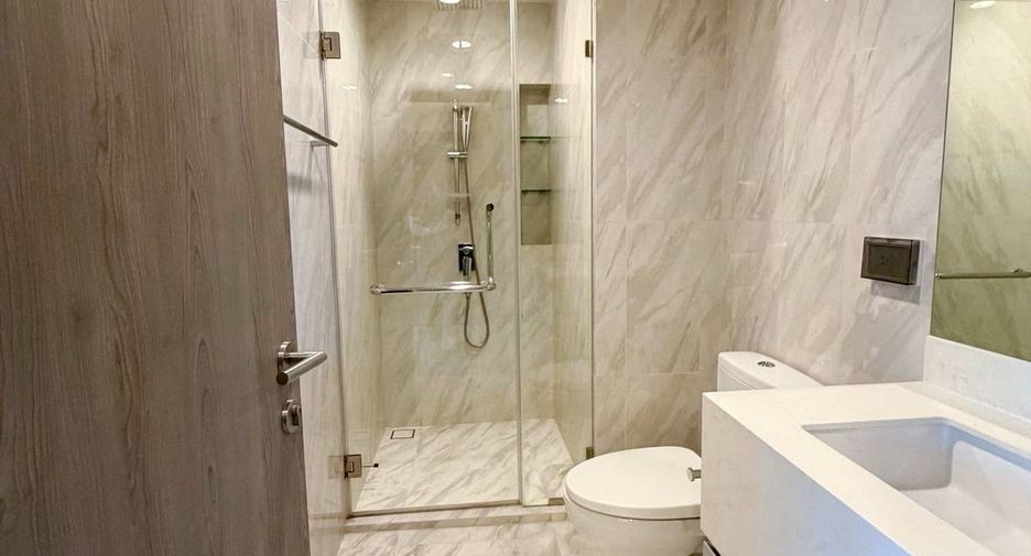 For sale 2 bedrooms condo in Khlong Toei, Bangkok