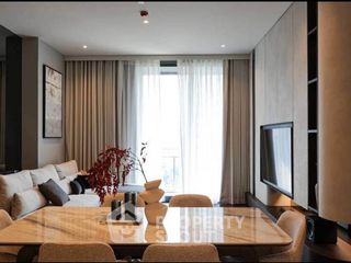 For sale 3 bedrooms condo in Khlong Toei, Bangkok