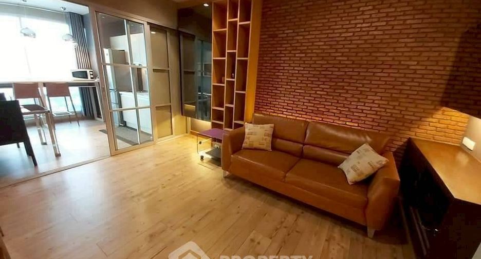 For sale 1 bed condo in Huai Khwang, Bangkok