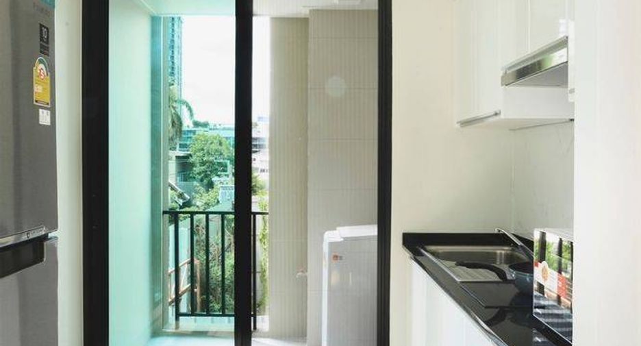 For rent 1 bed apartment in Watthana, Bangkok