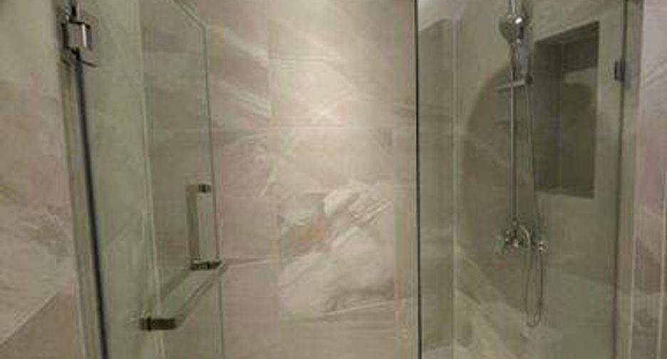 For rent 2 bedrooms condo in Si Racha, Chonburi