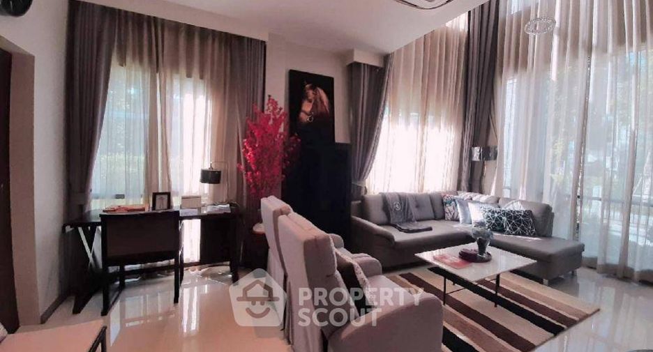 Haus zur Miete mit 6 Zimmer in Prawet, Bangkok