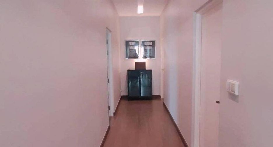 Haus zur Miete mit 6 Zimmer in Prawet, Bangkok