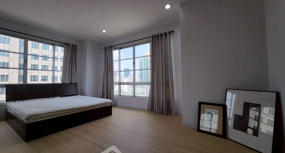 Wohnung zur Miete mit 3 Zimmer in Khlong Toei, Bangkok