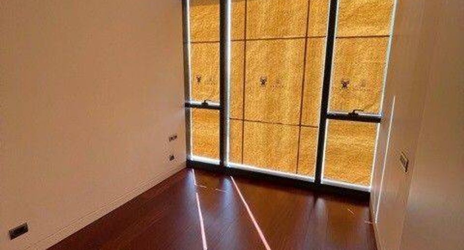 For sale 2 bedrooms condo in Watthana, Bangkok