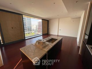 For sale 2 bedrooms condo in Watthana, Bangkok
