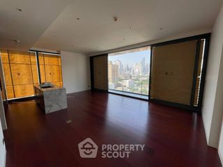 For sale 2 bedrooms condo in Watthana, Bangkok