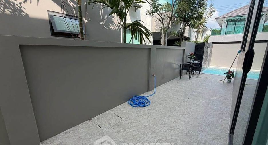 Haus zur Miete mit 5 Zimmer in Huay Yai, Pattaya