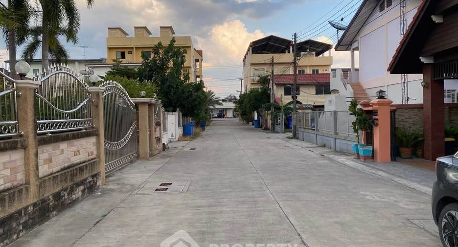 For rent 1 bed house in Si Racha, Chonburi