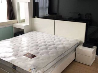 For sale 1 bed condo in Huai Khwang, Bangkok