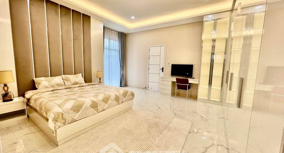 For rent 4 bedrooms house in East Pattaya, Pattaya