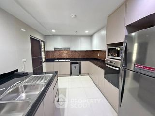 Apartment zur Miete mit 3 Zimmer in Watthana, Bangkok