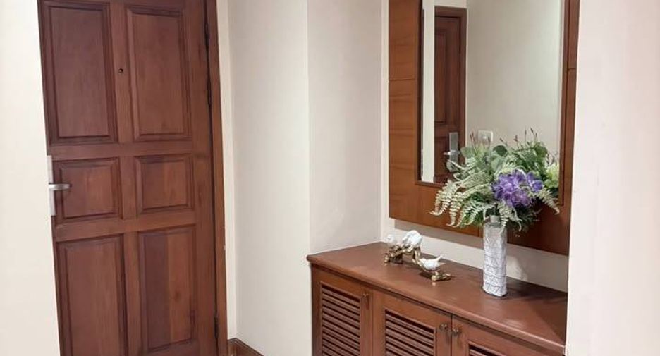 Apartment zur Miete mit 3 Zimmer in Watthana, Bangkok