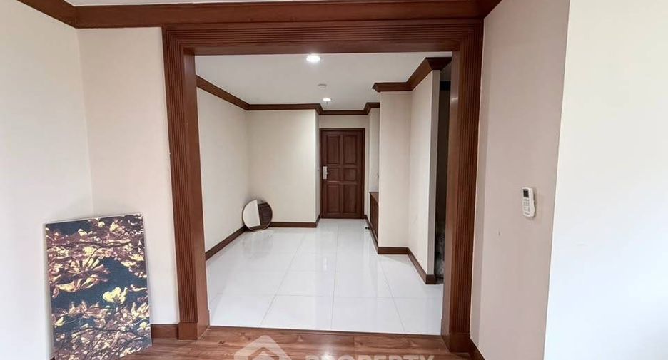 Apartment zur Miete mit 3 Zimmer in Watthana, Bangkok